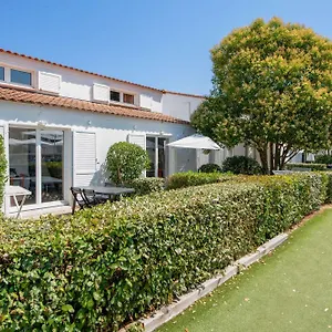Zenitude Confort Cannes Mandelieu Hotel